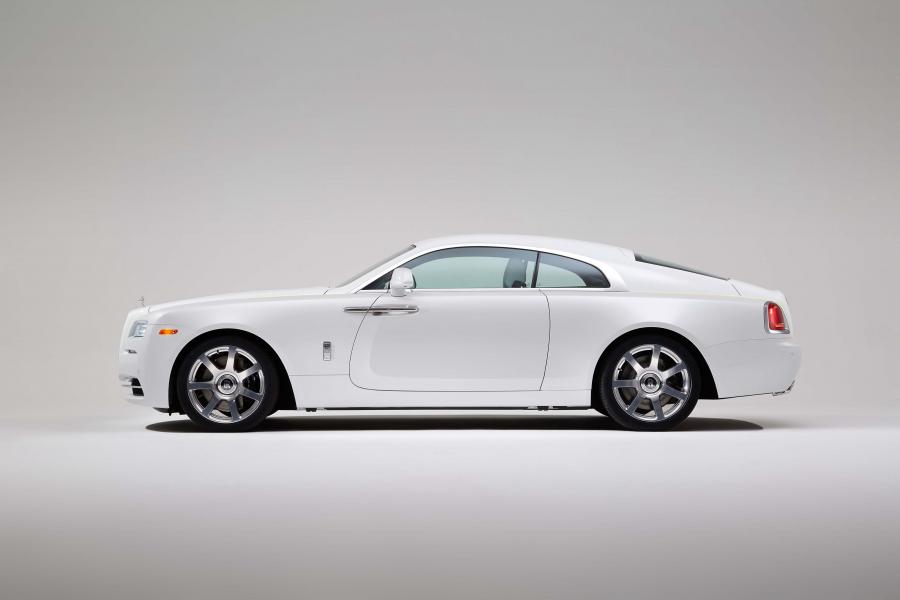  Rolls-Royce Wraith Inspired by Fashion 2015 года  (фото 6 из 11)